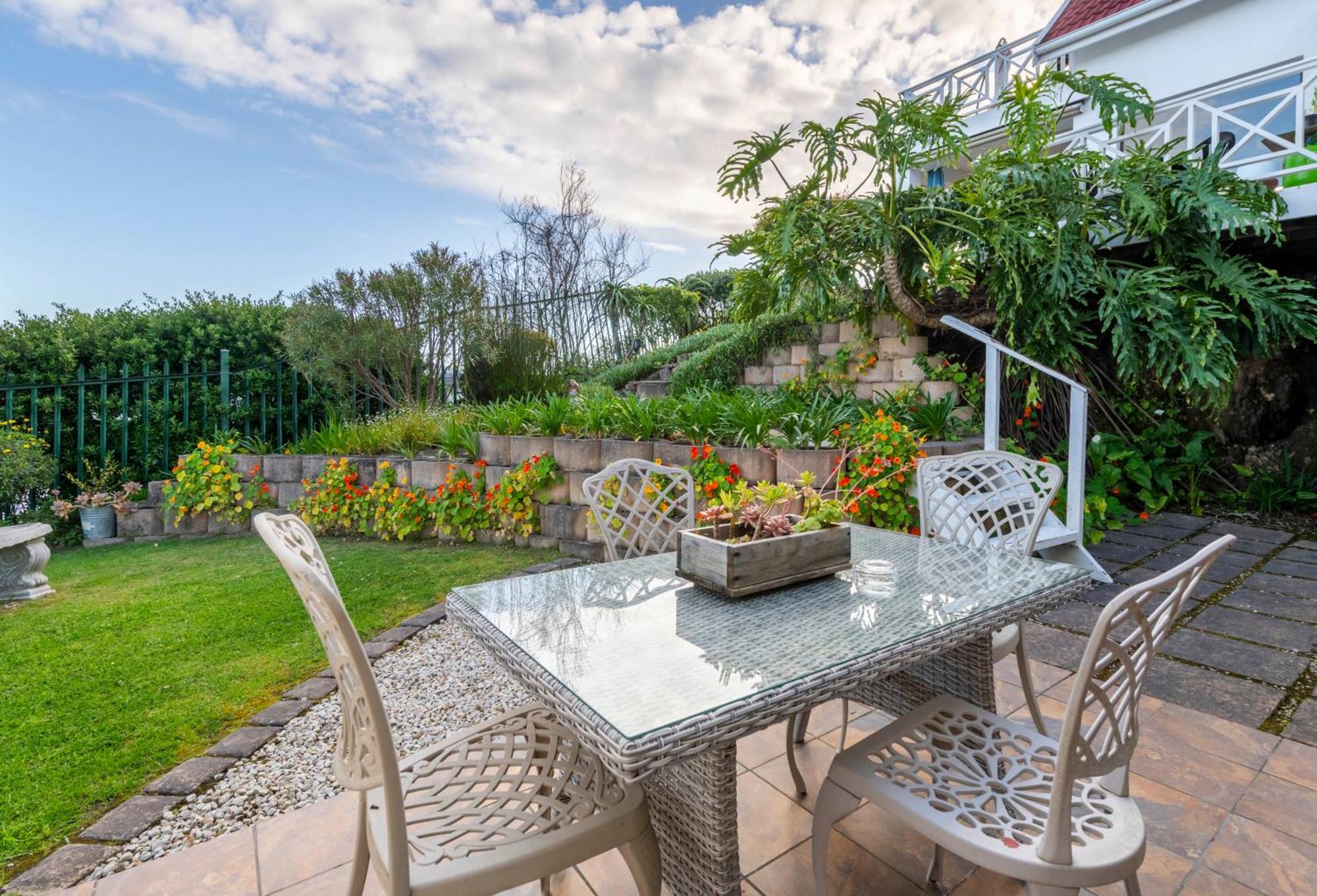 6 On Protea Bed & Breakfast Knysna Exterior foto