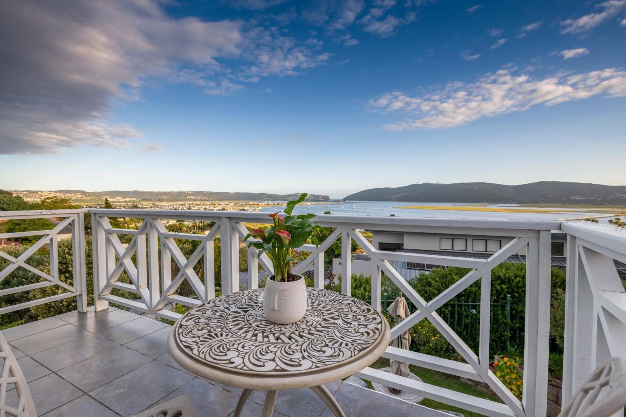 6 On Protea Bed & Breakfast Knysna Exterior foto